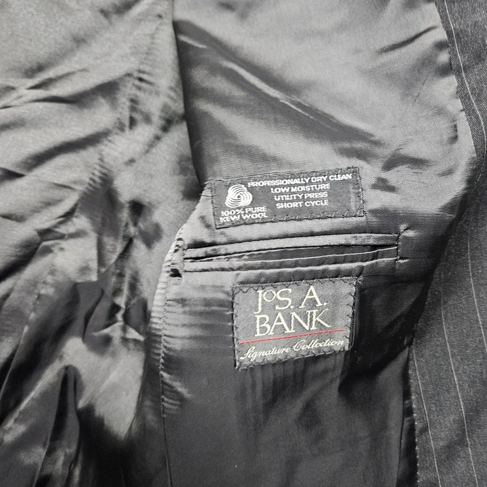 Jos. A. Bank Blazer Mens 44R Gray Pinstripe Wool Signature Collection USA